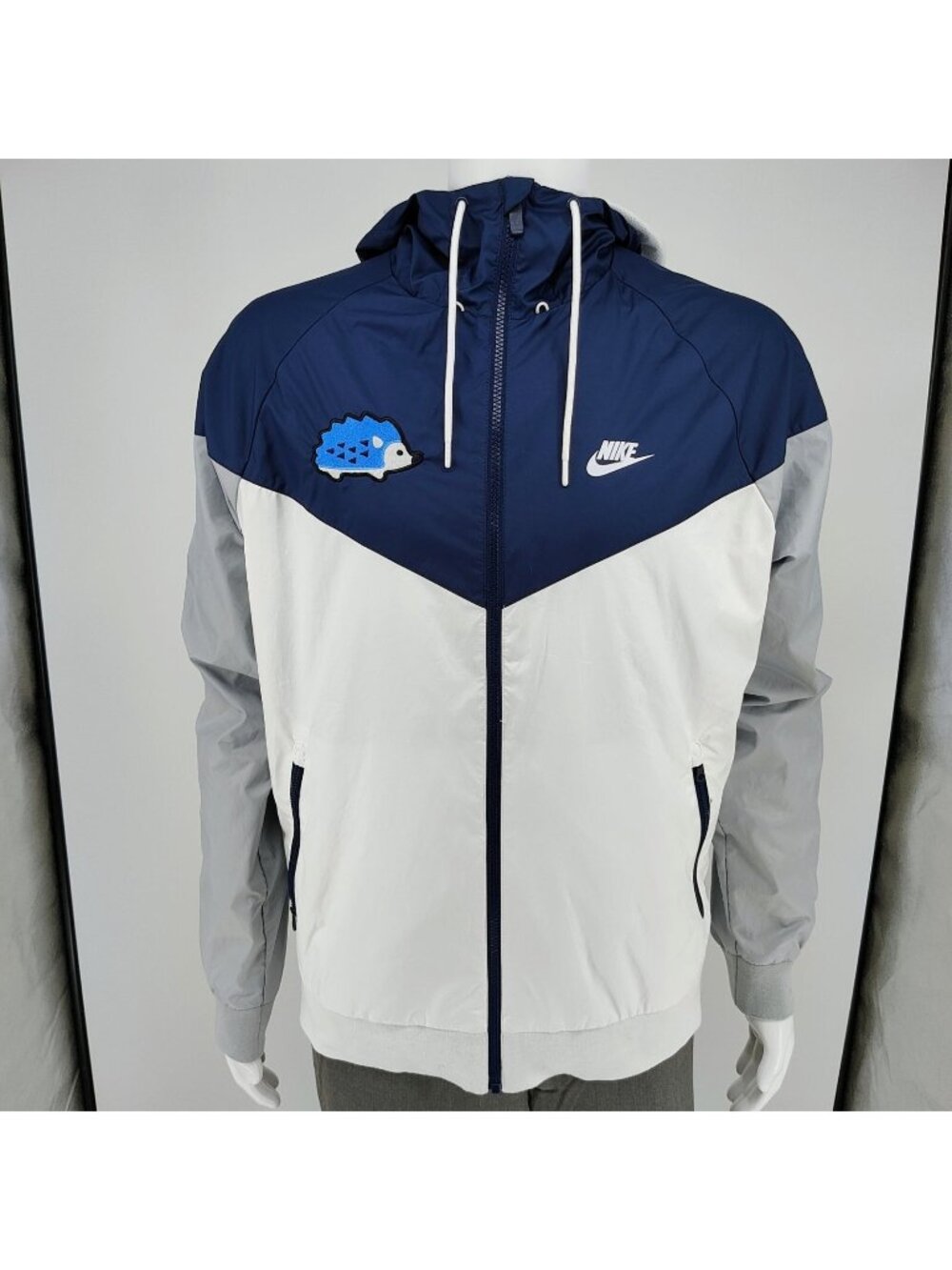 Nike Mens Windrunner East Cobb Lacrosse Hedgehogs Hooded Windbreaker Jacket (L)